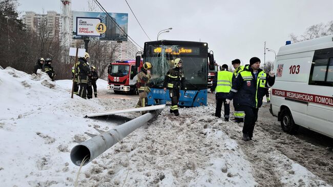 ДТП с участием автобуса на Варшавском шоссе