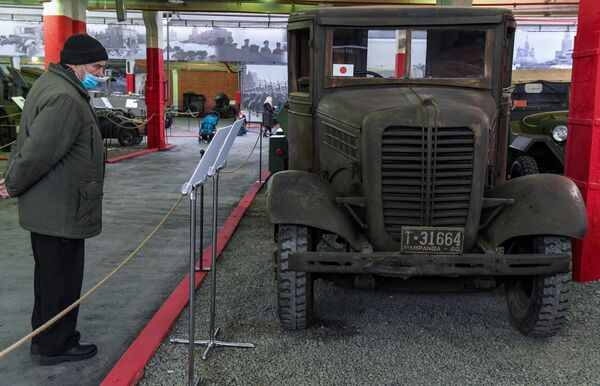 Японский грузовой автомобиль Isuzu TX-40 Type 97 на выставке исторической военной техники Моторы войны в Москве