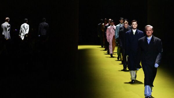 Показ мужской коллекции Prada осень-зима 2022-23, представленной на Неделе моды в Милане, Италия
