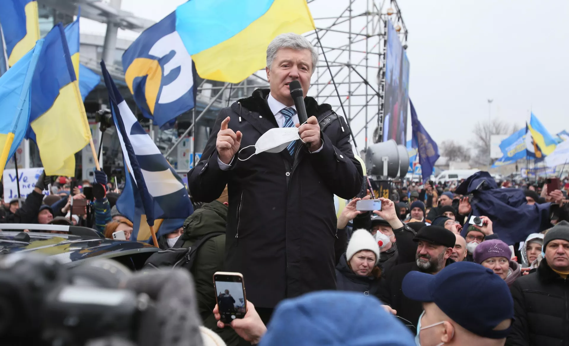Ο πρώην πρόεδρος της Ουκρανίας Πέτρο Ποροσένκο μιλά στους υποστηρικτές του στο Κίεβο - RIA Novosti, 1920, 29.02.2024