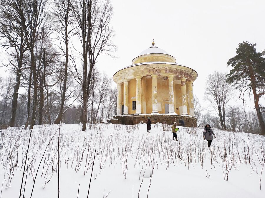 Никольская церковь-усыпальница — один из шедевров Николая Львова