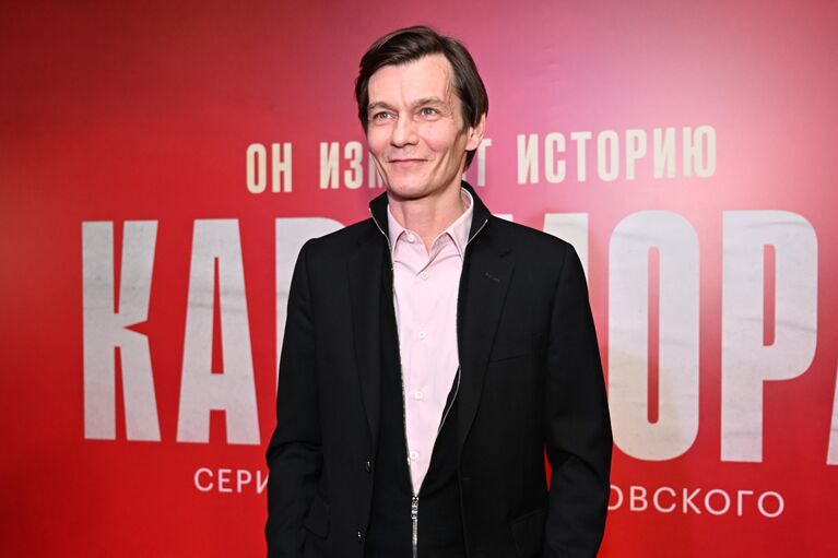 Актёр, кинорежиссёр и кинопродюсер Филипп Янковский на премьере сериала режиссера Данилы Козловского Карамора в кинотеатре КАРО 11 Октябрь