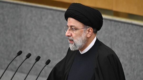 Президент Исламской Республики Иран Сейед Эбрахим Раиси выступает на пленарном заседании Госдумы РФ. 20 января 2022
