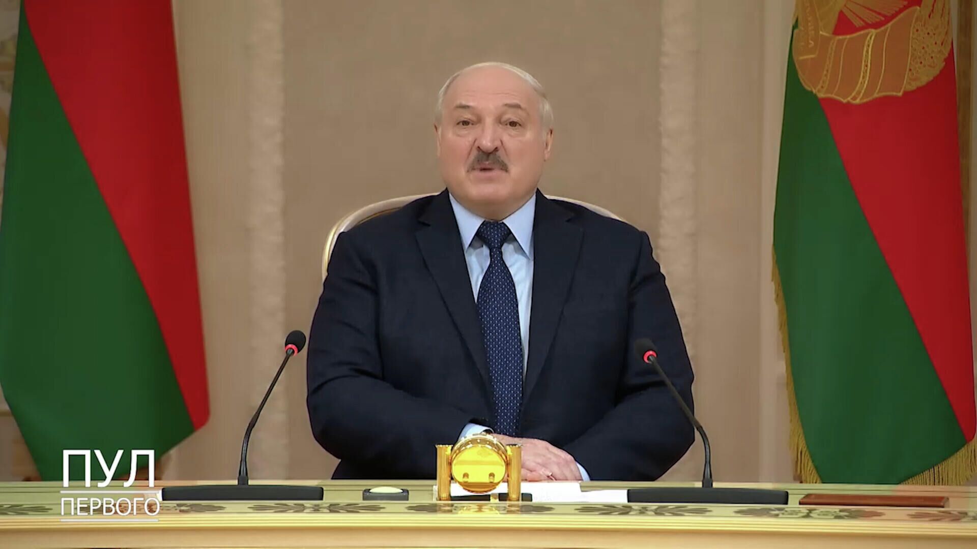 Лукашенко заявил, что снова переболел коронавирусом  - РИА Новости, 1920, 20.01.2022