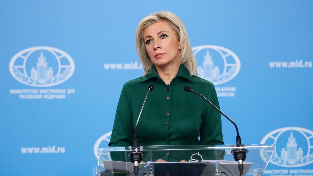 Захарова ответила на слова Блинкена об "агрессии России" на своих границах