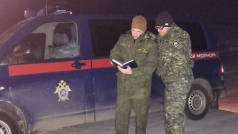 Следователи работают на месте тройного убийства в Омской области 