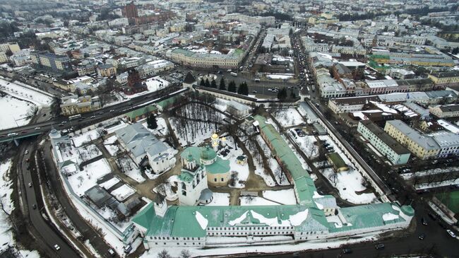 Ярославский кремль (Рубленый город) на берегу Волги в Ярославле