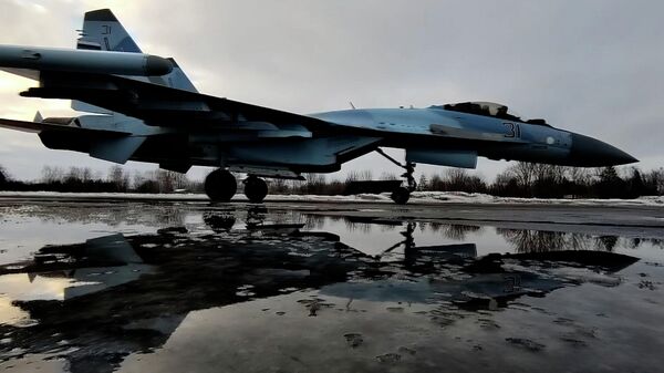 Перебазирование российских истребителей Су-35 в Белоруссию