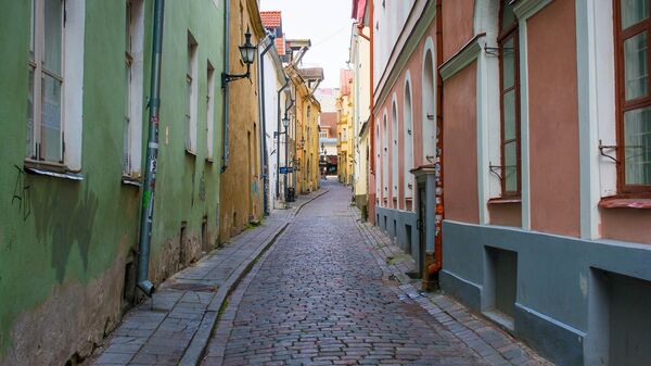Улица в Старом городе в Таллине 