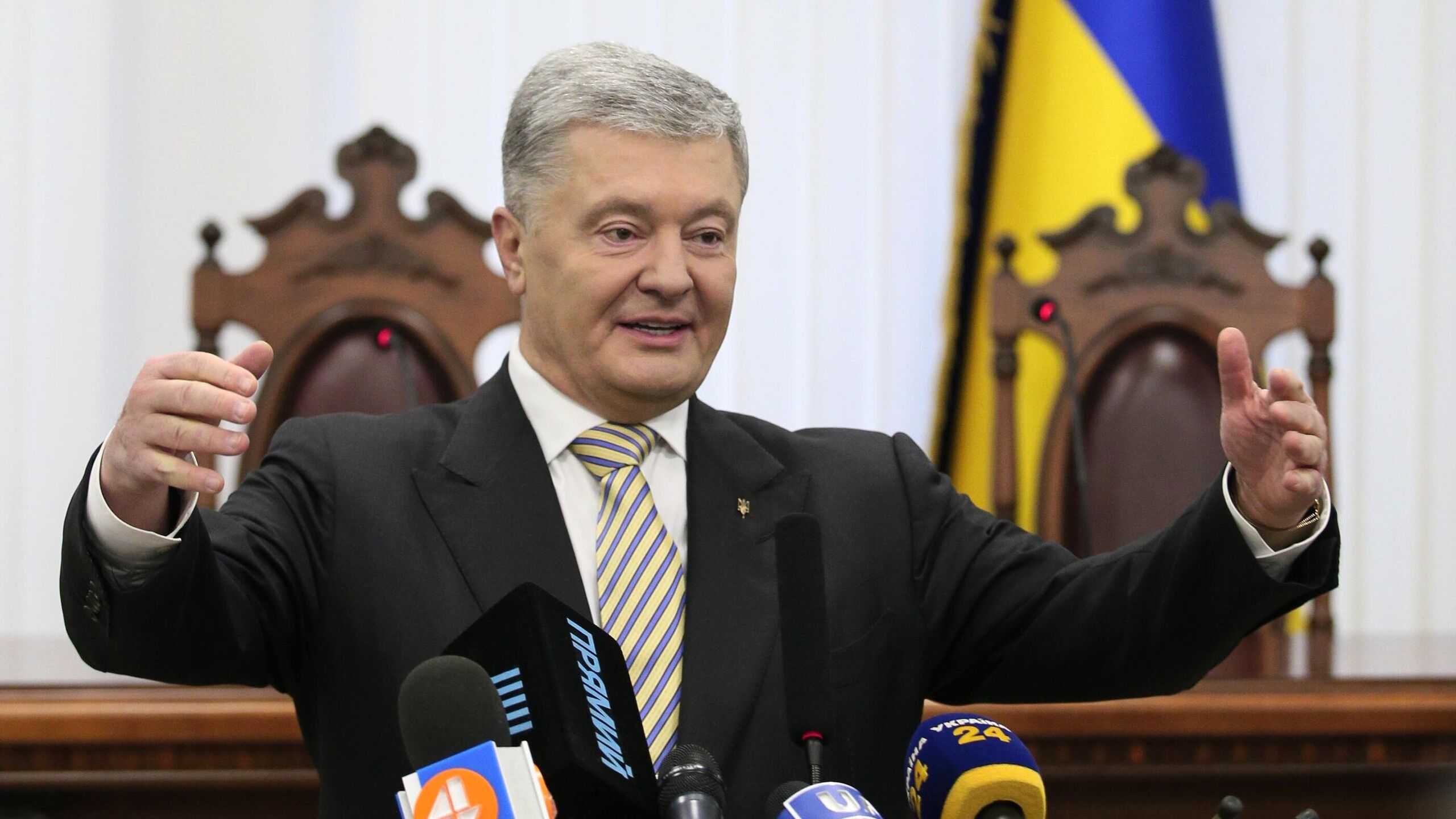 Poroshenko mengatakan dia ingin menjadi anggota Parlemen Eropa