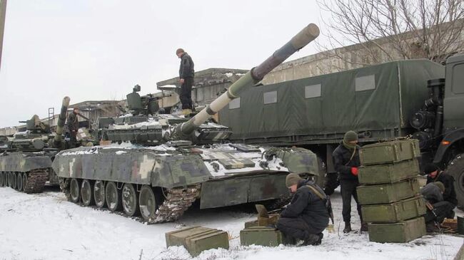 Украинские военные во время учений в Одесской области 
