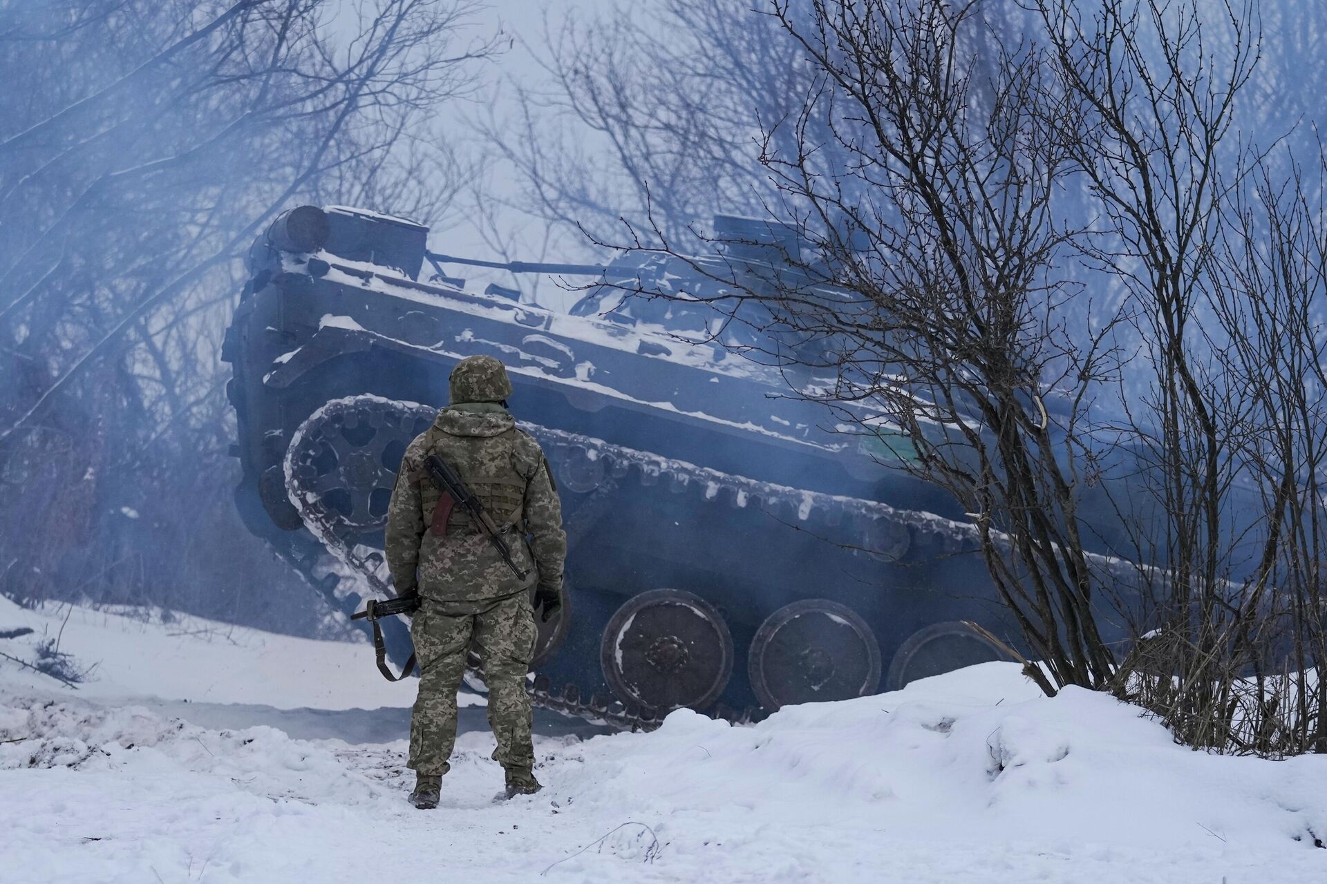 Украинские военные в Луганской области - РИА Новости, 1920, 03.02.2022