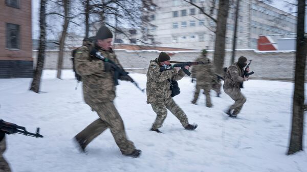 Учения сил территориальной обороны Украины в Харькове
