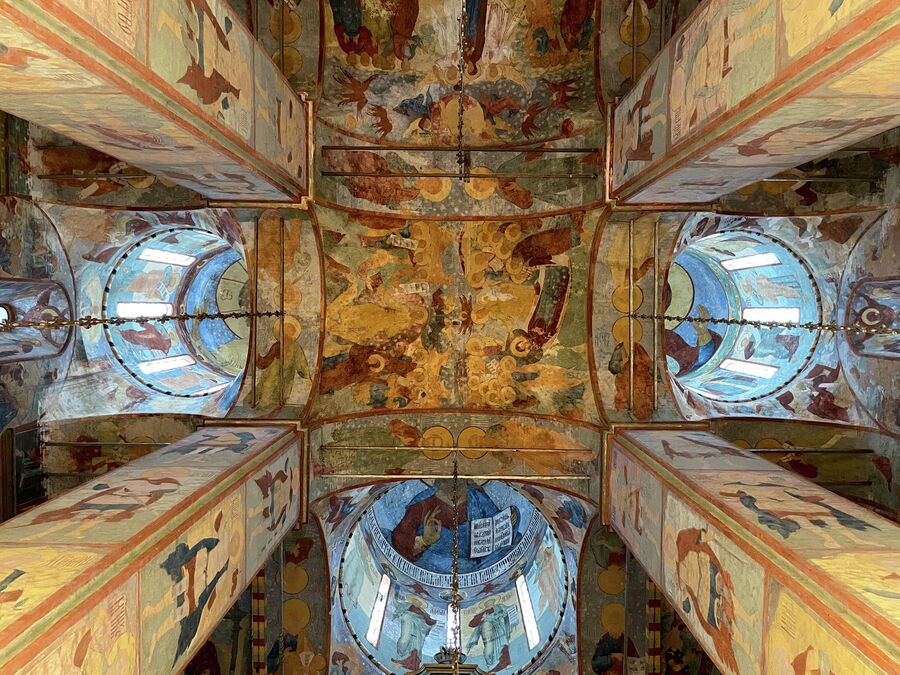 Росписи Софийского собора в Вологде. Софийский собор — самое древнее сохранившееся каменное сооружение в городе