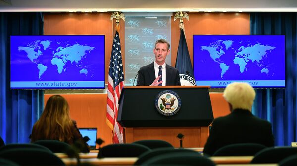 Представитель Госдепартамента США Нед Прайс во время брифинга по ситуации на Украине
