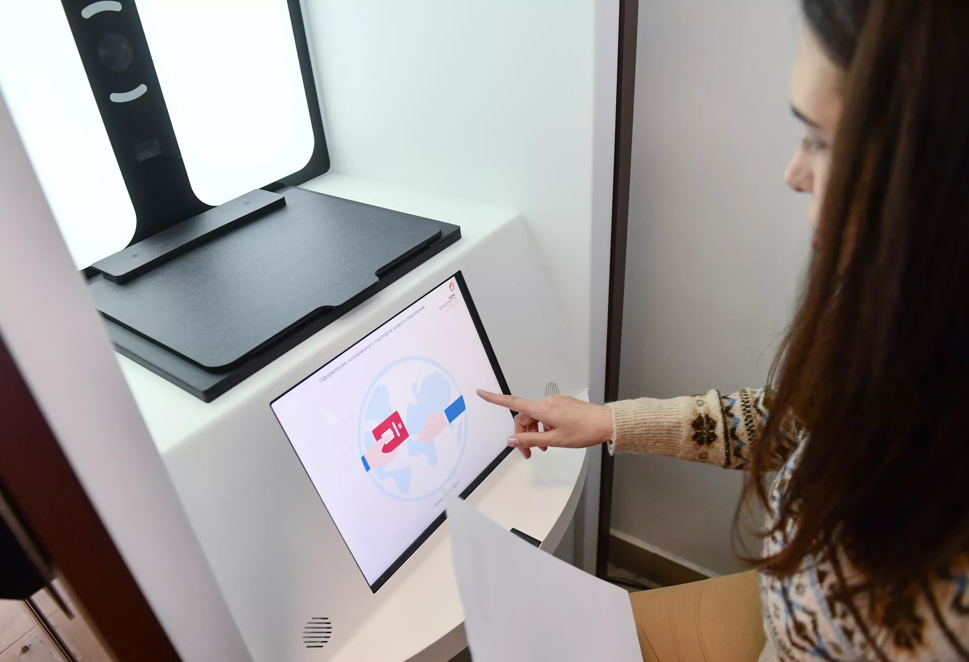 Криптобиокабина мфц саранск. Единая биометрическая система. Криптобиокабин. Иванов мфц бурятия. Инвалиды колясочники в якутске.