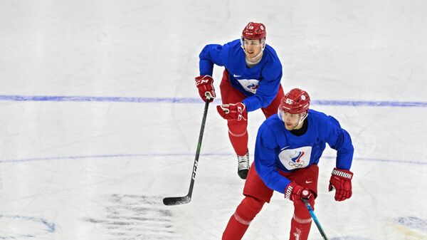 Сборная России по хоккею на тренировке в Пекине