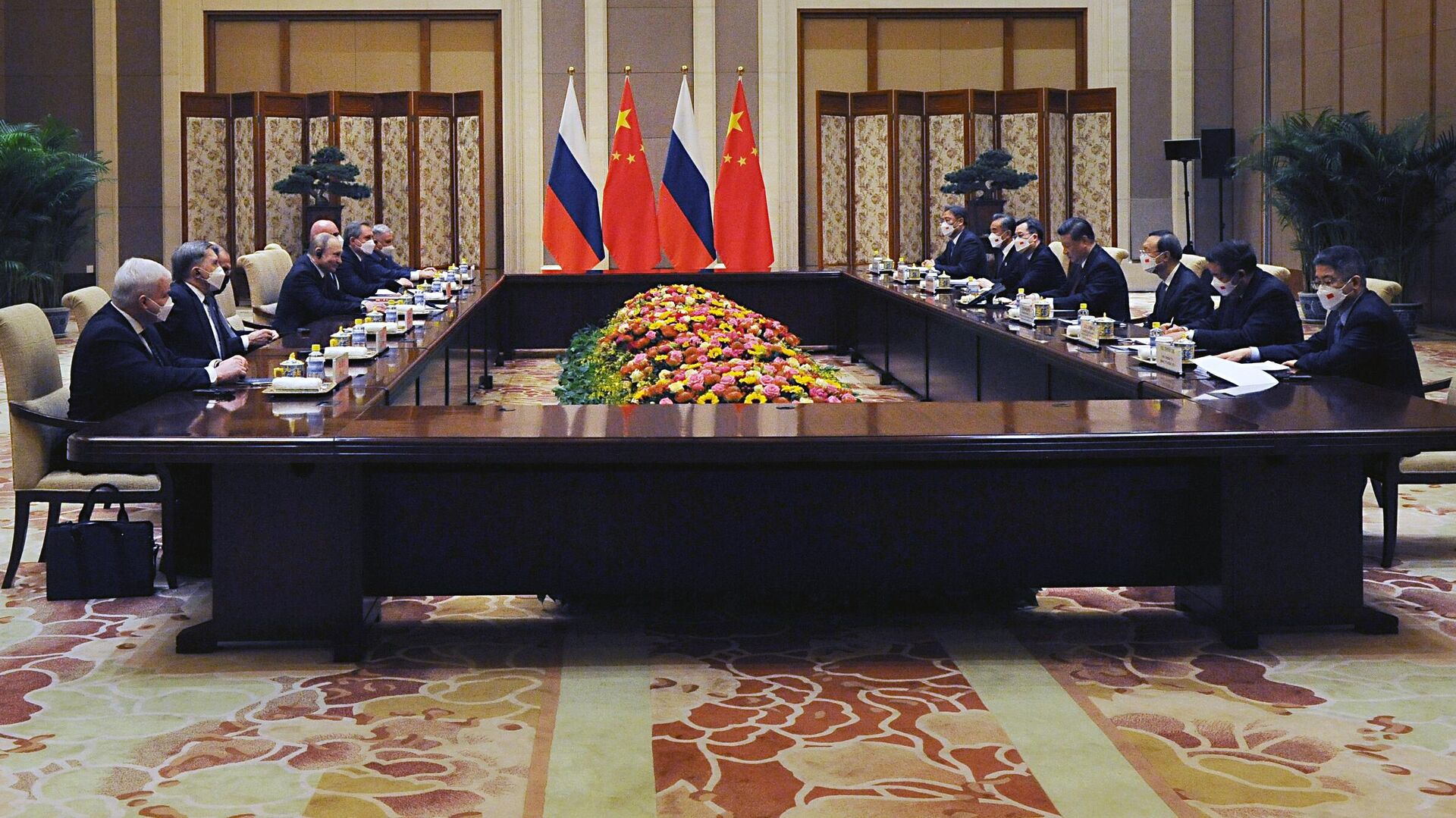 Глава протокола президента рассказал, как готовился визит Путина в Китай