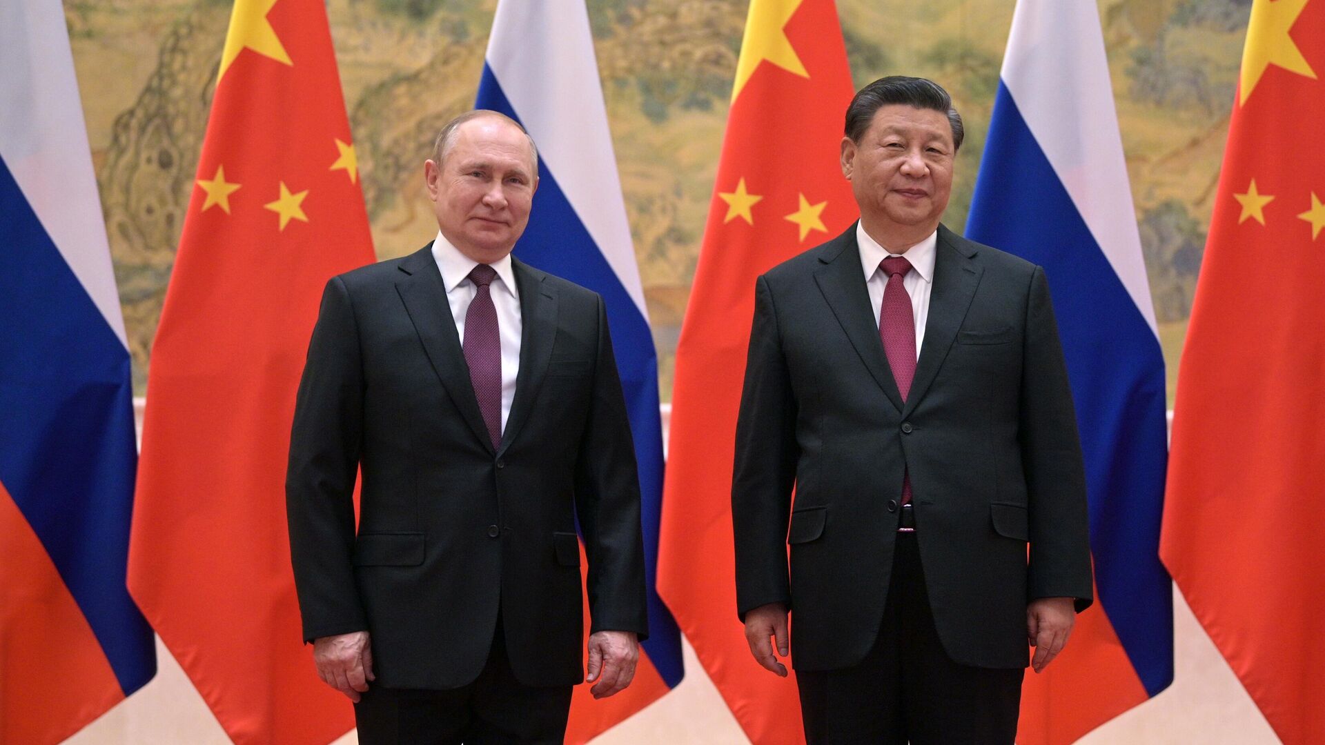 Президент России Владимир Путин и председатель КНР Си Цзиньпин (справа)  - РИА Новости, 1920, 04.02.2022