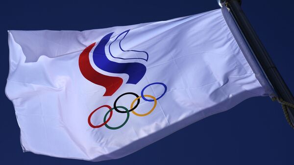 Флаг Олимпийского комитета России (ОКР)
