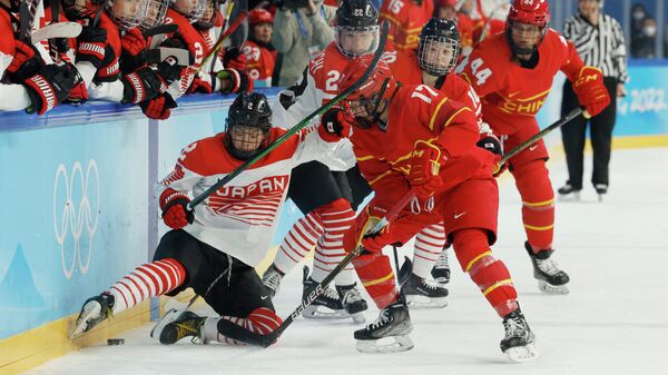 Матч Китая и Японии по хоккею на Олимпиаде в Пекине