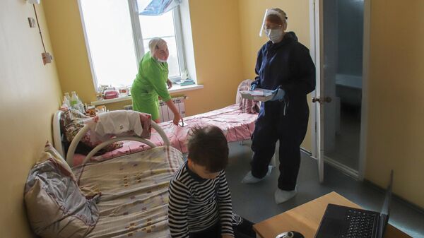 В палате в детском ковидном отделении инфекционной больницы в Пятигорске