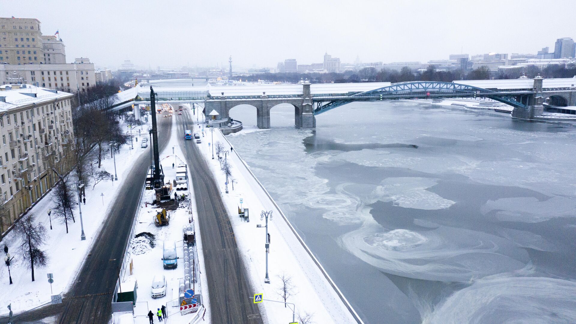 Ремонт коммуникаций в Москве - РИА Новости, 1920, 08.02.2022