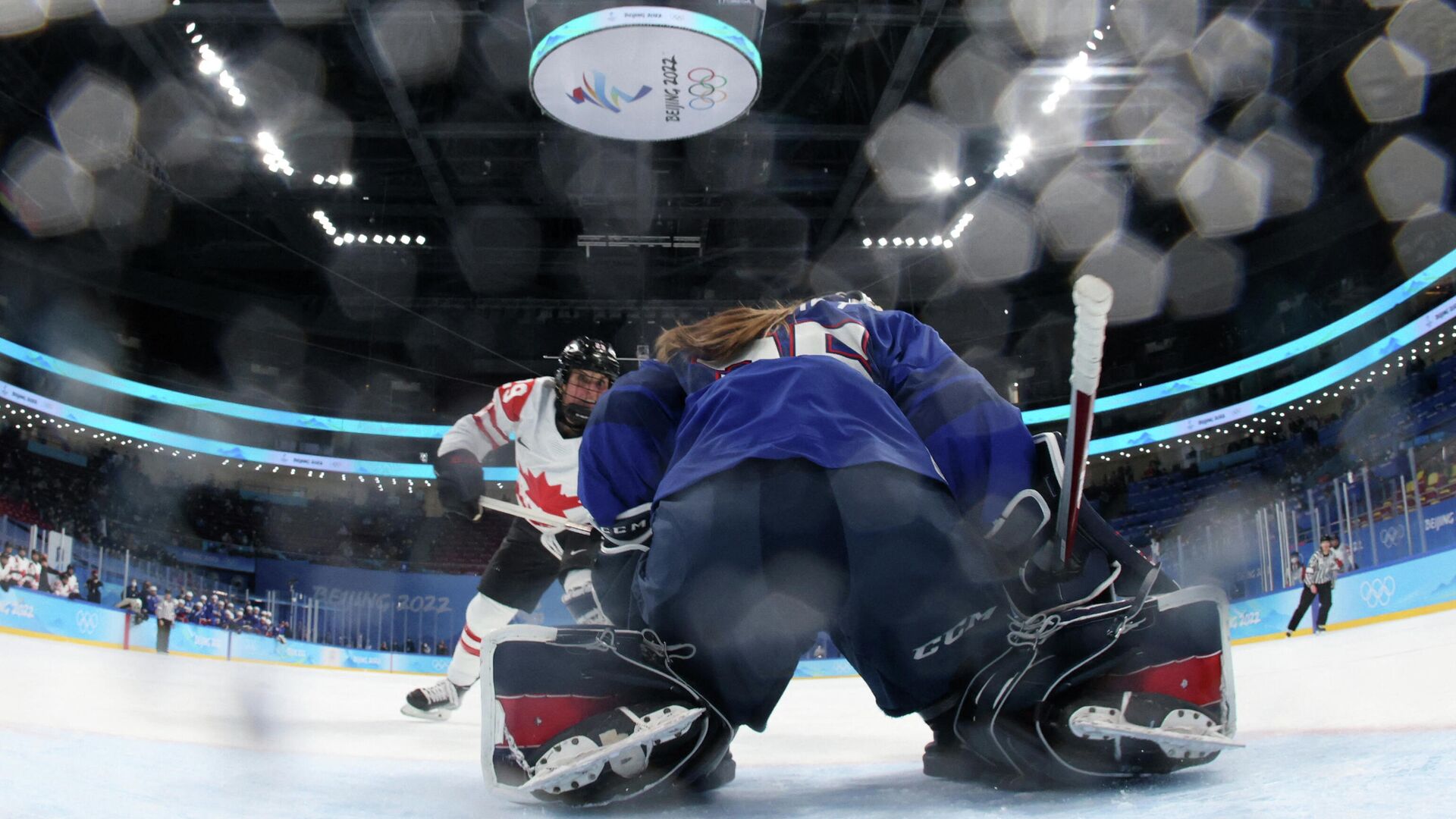 Игровой момент матча олимпийского хоккейного турнира среди женщин Канада - США - РИА Новости, 1920, 08.02.2022