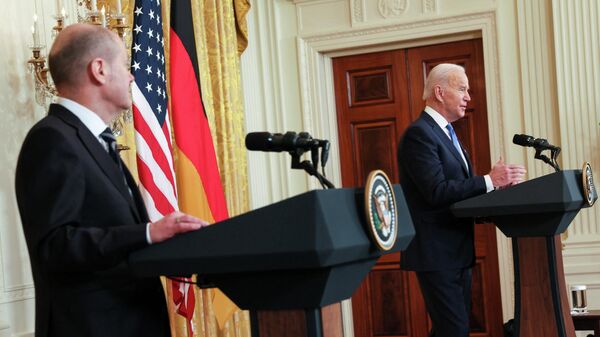 Президент США Джо Байден и канцлер Германии Олаф Шольц во время пресс-конференции после встречи в Вашингтоне. 7 февраля 2022