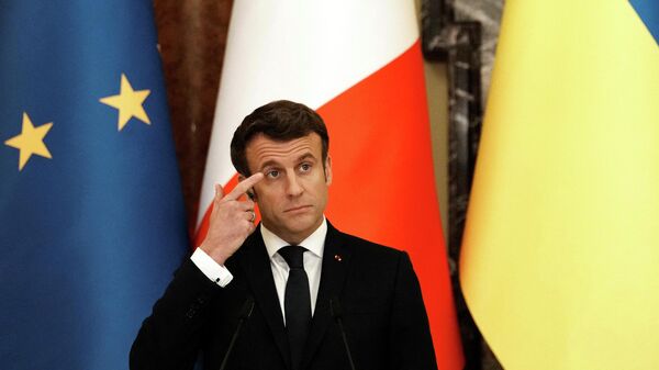 Президент Франции Эммануэль Макрон во время пресс-конференции после переговоров с президентом Украины Владимиром Зеленским в Киеве
