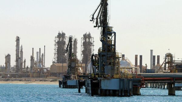 Нефтеперерабатывающее предприятие в Ливии