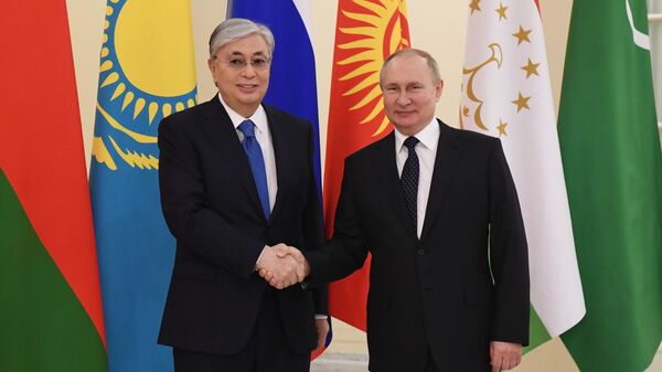 LIVE: Встреча Путина с президентом Казахстана Токаевым