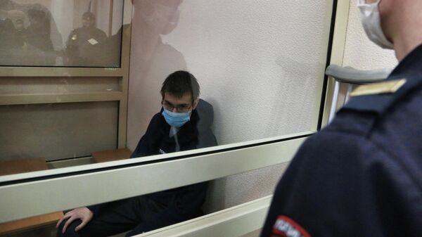 Студент Тимур Бекмансуров, обвиняемый в массовом убийстве в Пермском государственном университете, в Дзержинском районном суде Перми