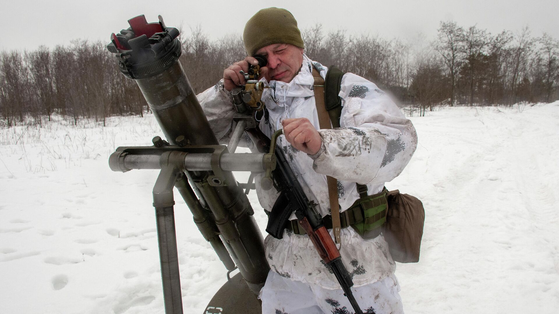 Украинские военные во время учений в Харьковской области - РИА Новости, 1920, 20.02.2022