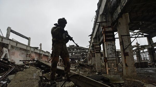 Украинский военнослужащий в Авдеевке Донецкой области