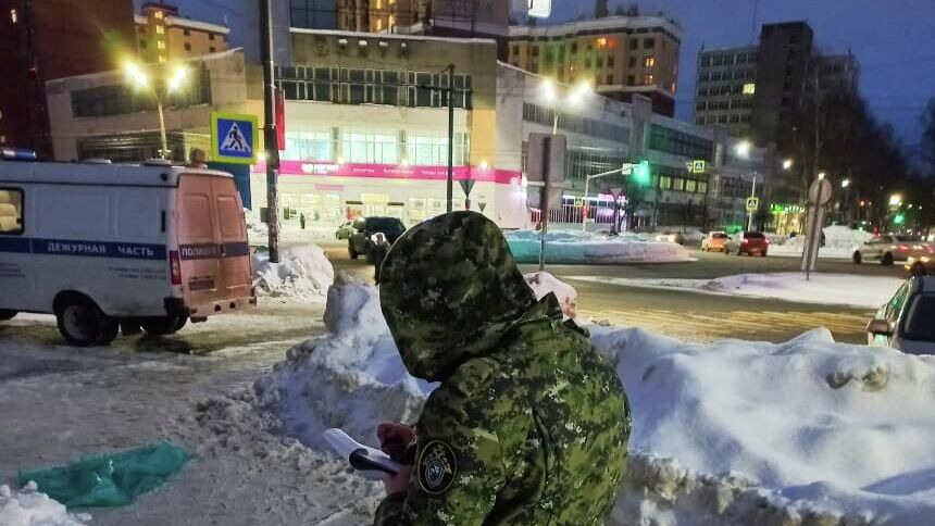 В Ярославле на улице Угличской обнаружено тело 24-летнего мужчины с признаками насильственной смерти - РИА Новости, 1920, 13.02.2022