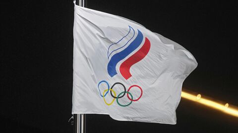 Флаг Олимпийского комитета России (ОКР)