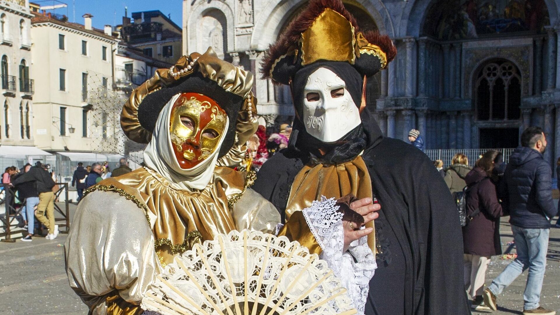 Участники Венецианского карнавала на площади Сан-Марко - РИА Новости, 1920, 14.02.2022