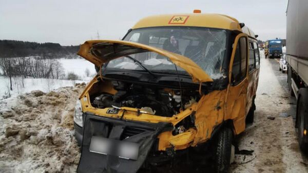 Школьный автобус попал в ДТП в Ивановской области