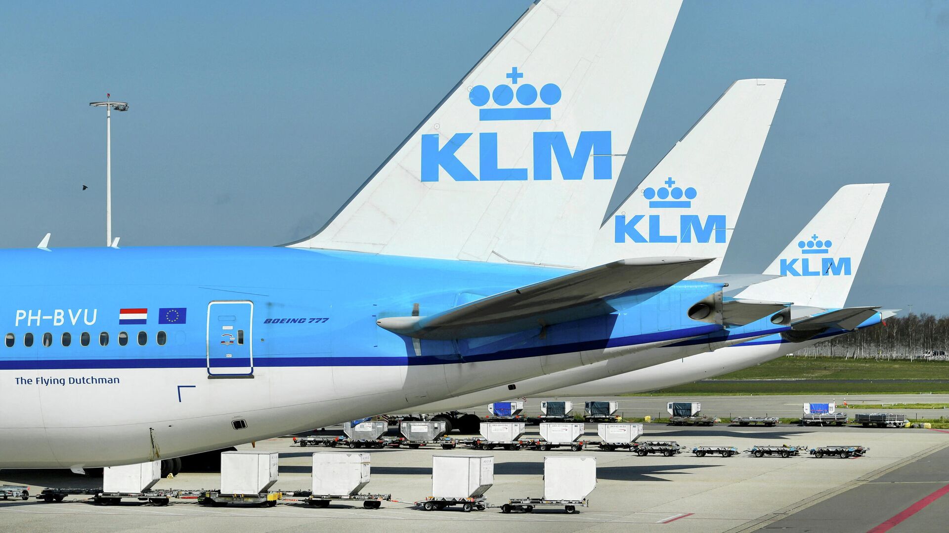 Самолеты авиакомпании KLM в аэропорту Схипхол в Амстердаме - РИА Новости, 1920, 02.03.2022
