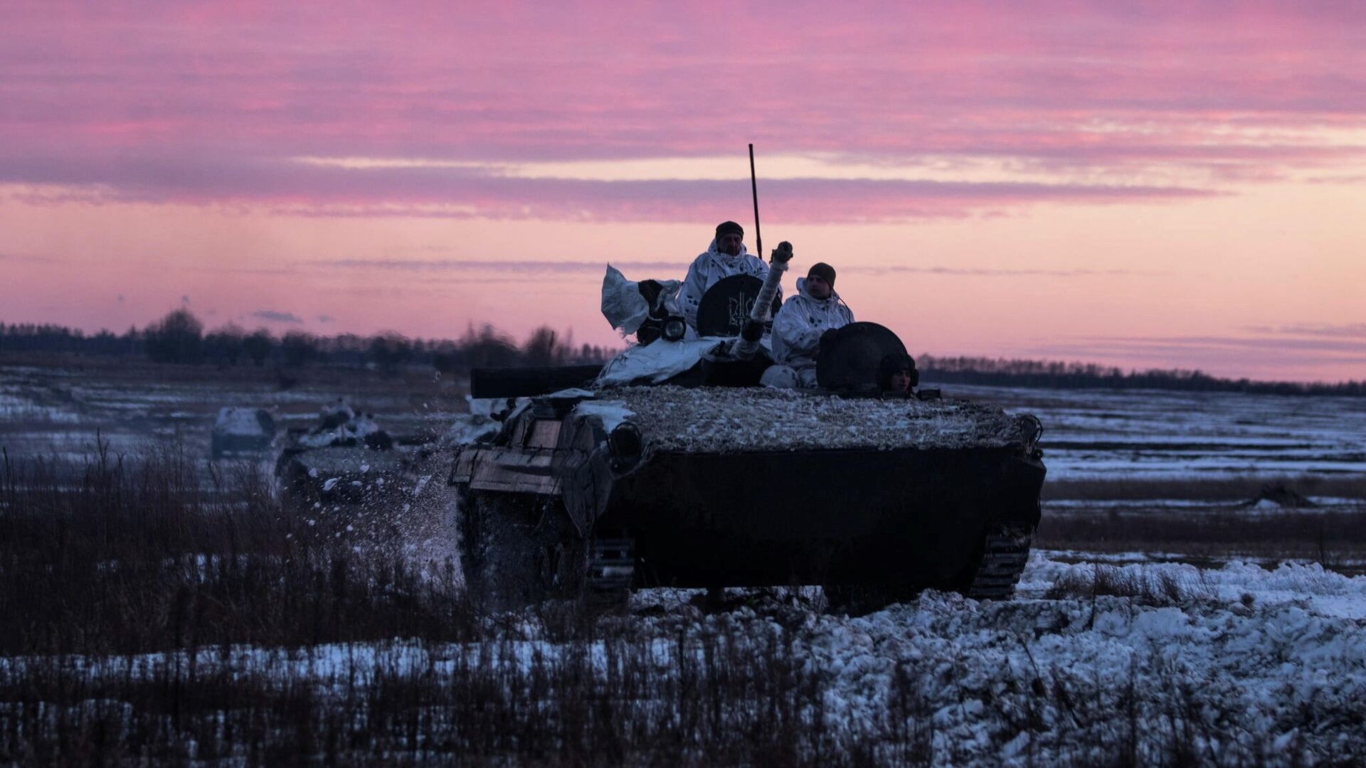 Военнослужащие ВСУ во время учений в Черниговской области, Украина - РИА Новости, 1920, 20.02.2022