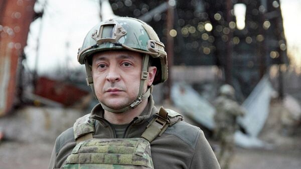 Президент Украины Владимир Зеленский на боевой позиции украинских военных на Донбассе