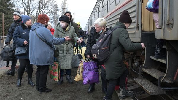 Чуприян рассказал о подготовке вывоза беженцев из Донбасса в другие регионы