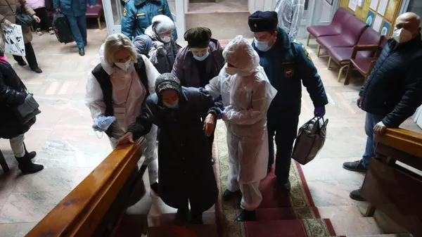 Размещение жителей Донецкой и Луганской народных республик в гостинице Ахтуба в городе Волжский