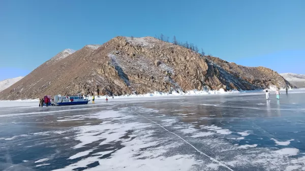 Прозрачный лед Байкала Прозрачный лед Байкала