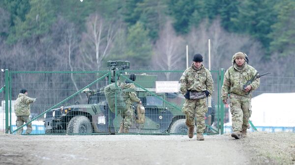 Военнослужащие армии США разбивают лагерь на польско-украинской границе. 21 февраля 2022 года 