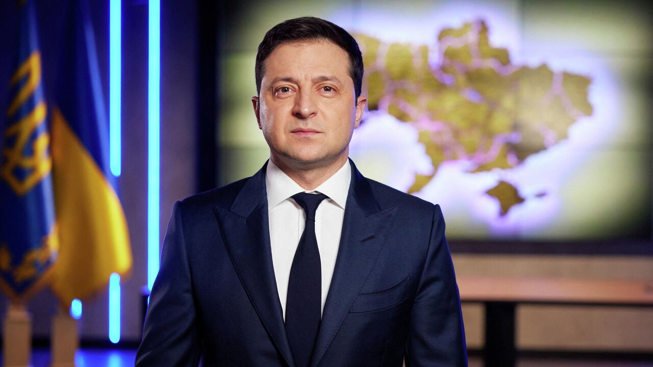 Украина предлагает вернуться на путь мира, заявил Зеленский