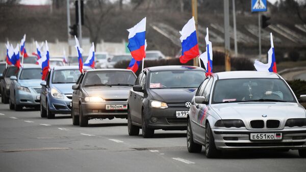 Автопробег в Донецке после признания ЛНР и ДНР