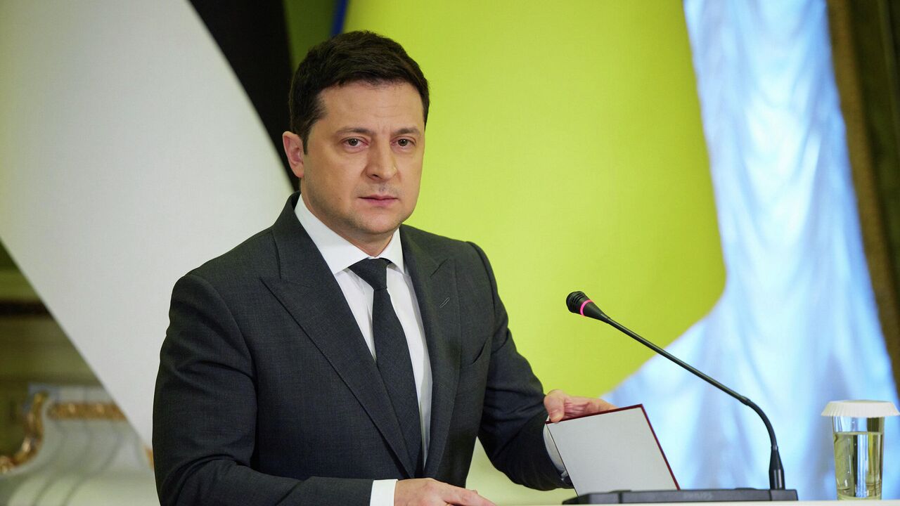 Зеленский постановил провести всеобщую мобилизацию на Украине