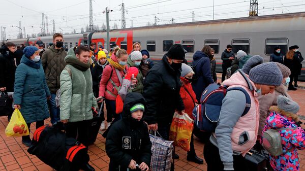 Эвакуированные жители ДНР и ЛНР, прибывшие Белгород